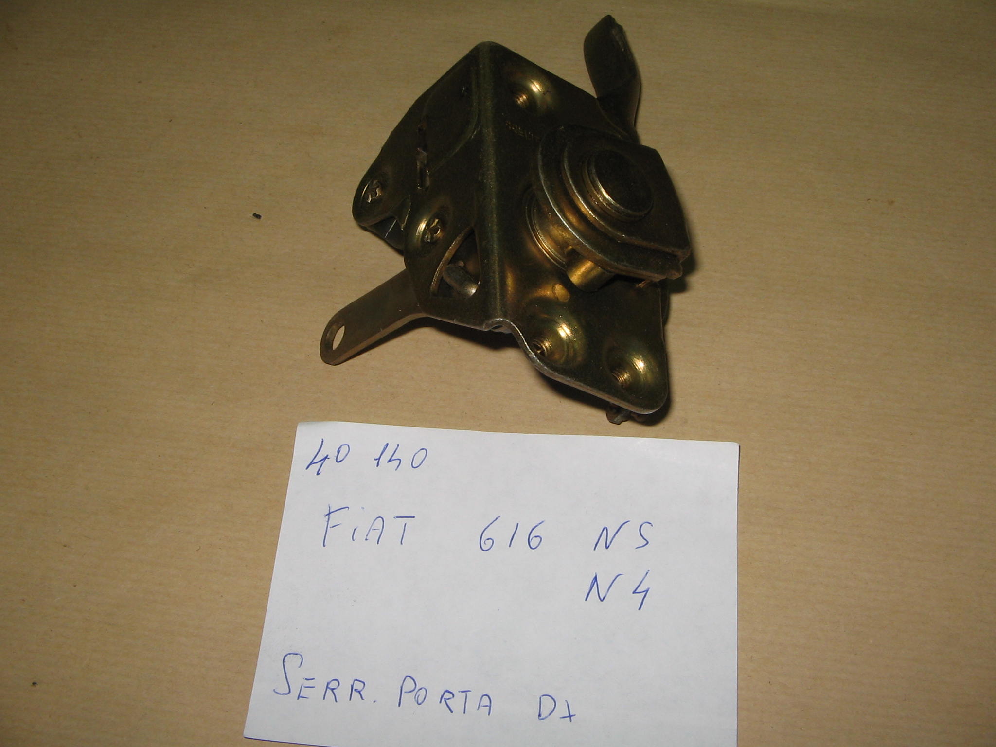 FIAT 616 /N4 / N 5 - SERRATURA DX N,20642
